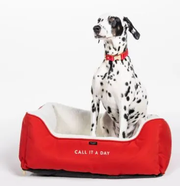 Pet Bed, Red and Pink