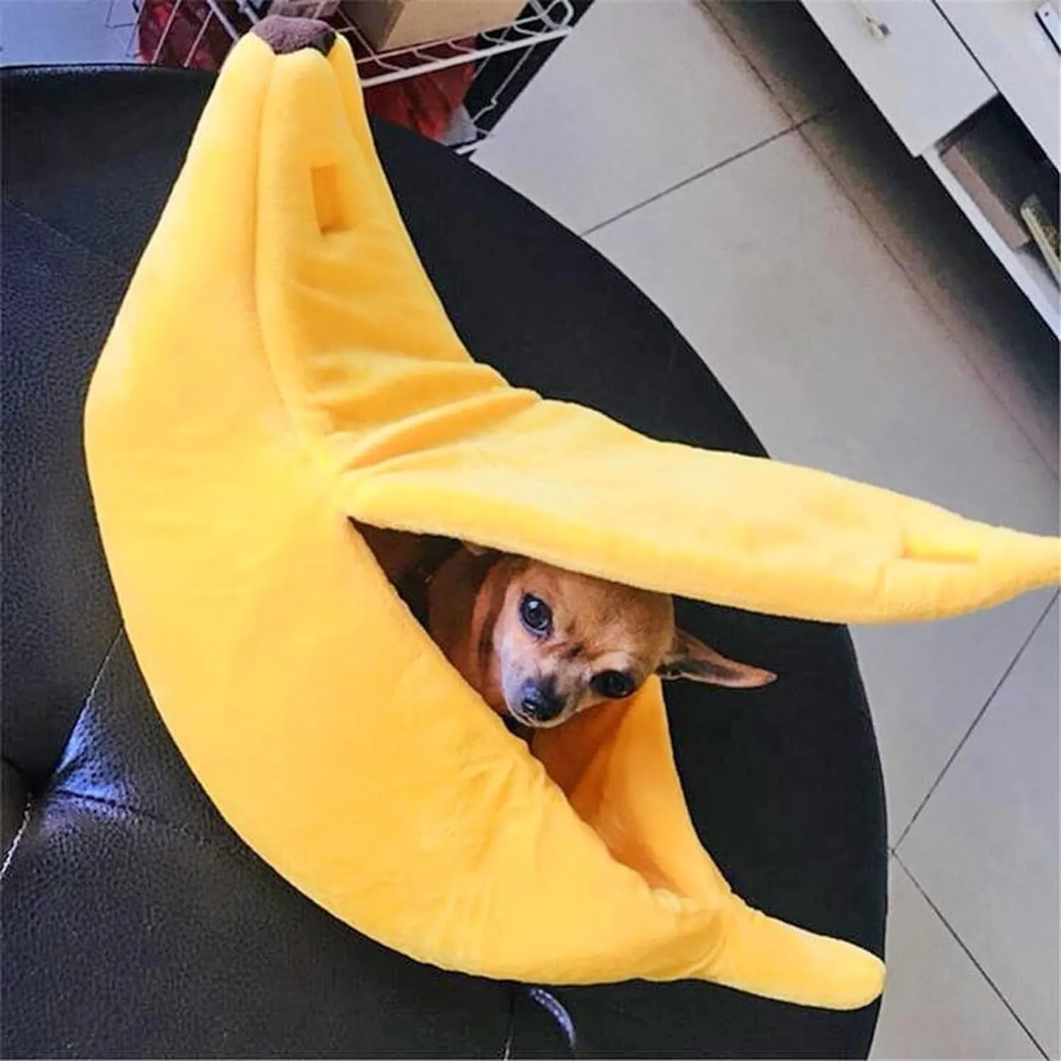 Warming Creative Banana Shape Pet House Bed